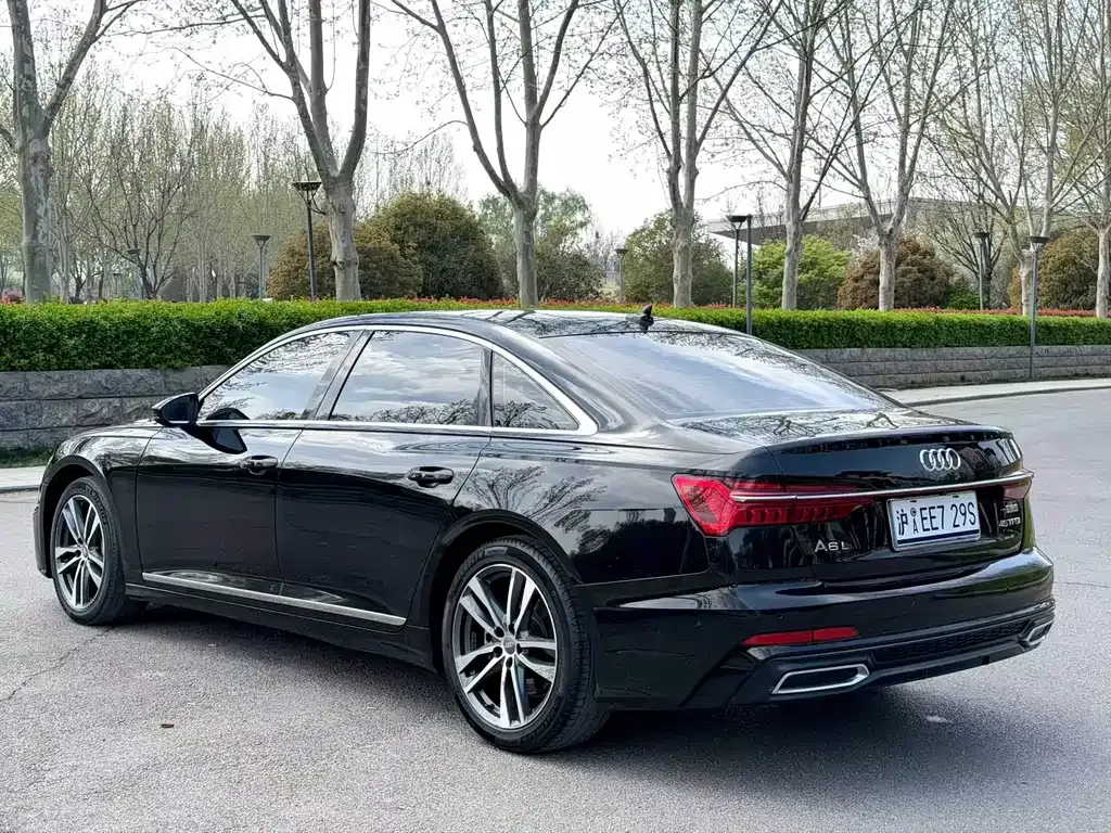 Audi A6L 2021 из CN, фото 6