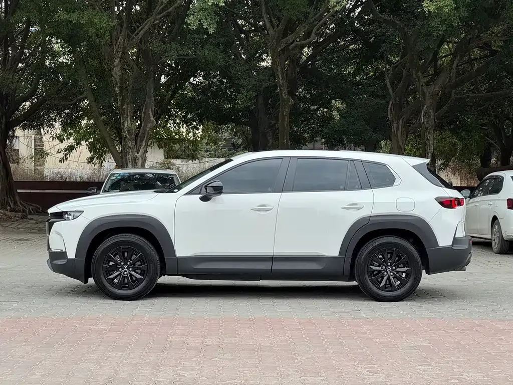 Mazda CX-50 — фото 10
