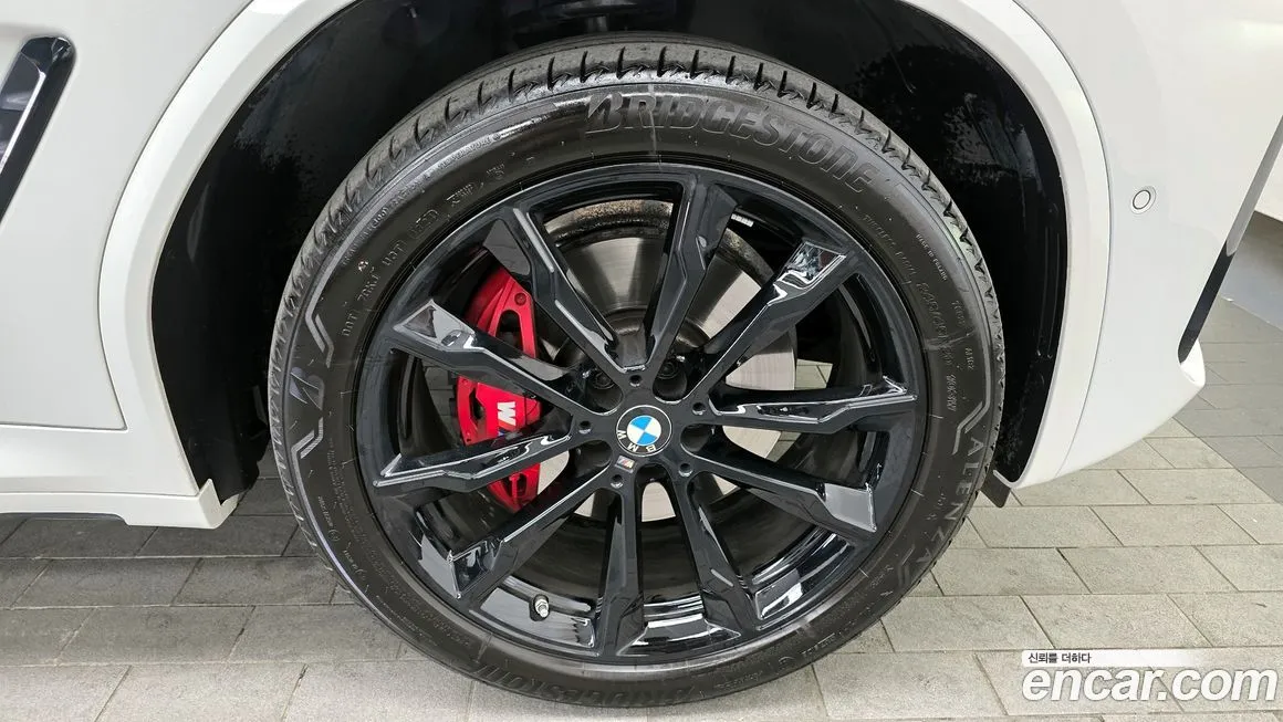 BMW X4 — фото 10
