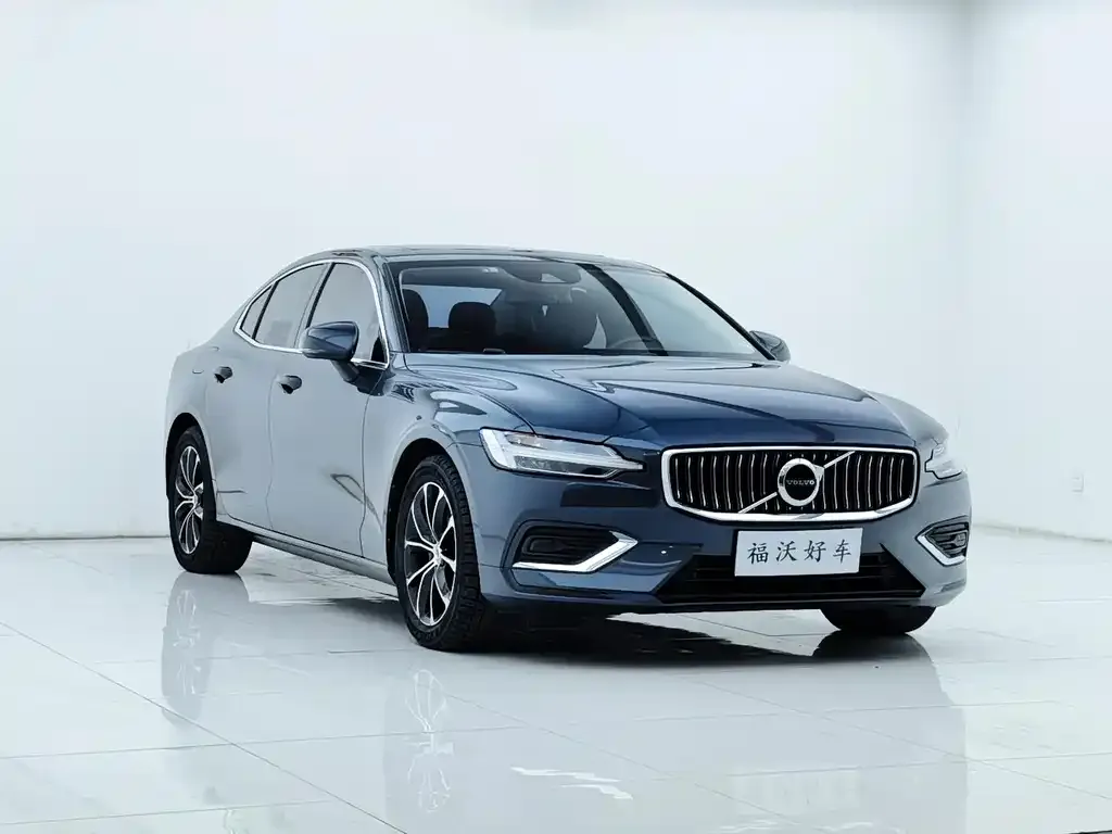 Volvo S60 — фото 4