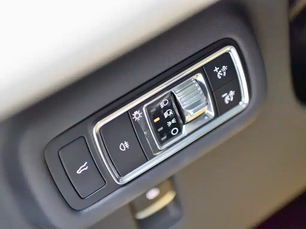 Lincoln Nautilus 2024 из CN, фото 9