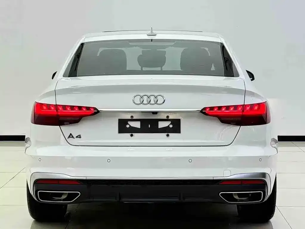 Audi A4L — фото 2