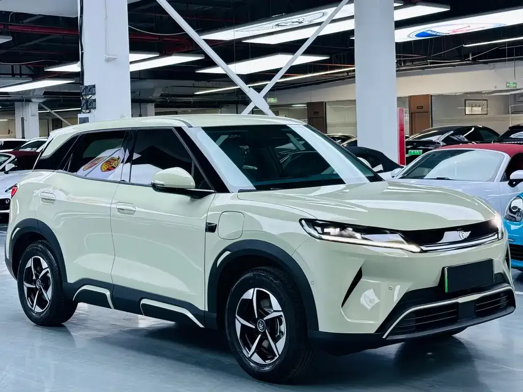 BYD Yuan UP 2025 из CN, фото 3