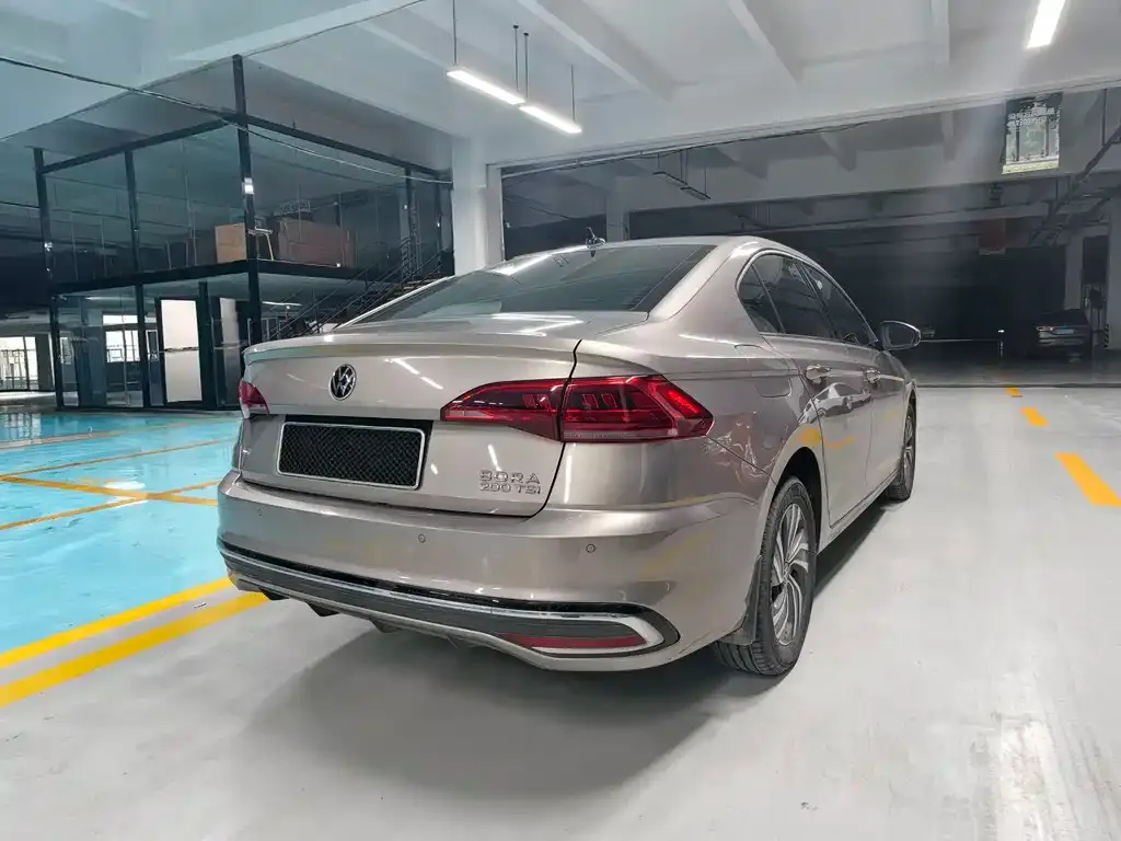 Volkswagen Bora 2023 из CN, фото 3