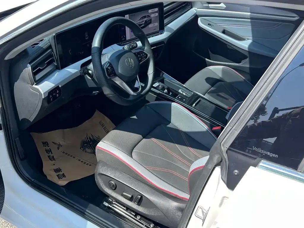 Volkswagen Lamando 2023 из CN, фото 4