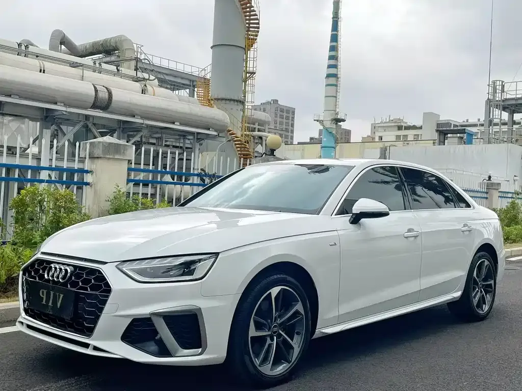 Audi A4L 2024 из CN, фото 1