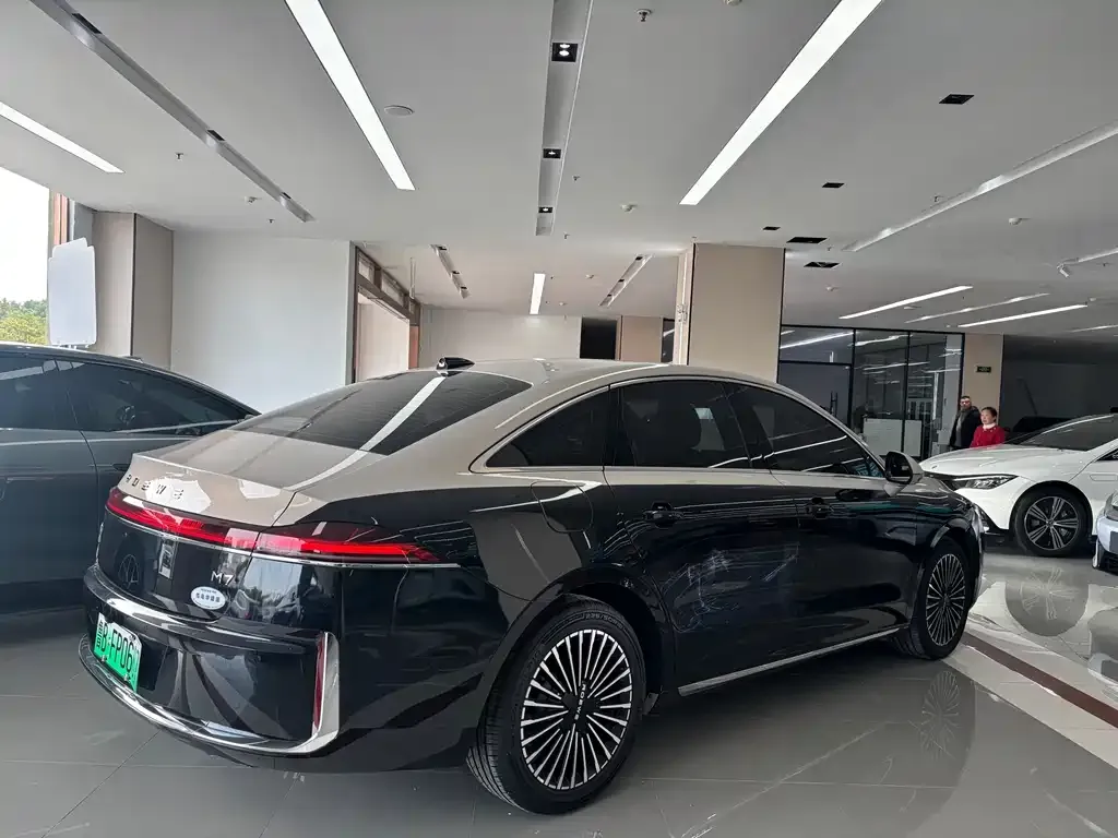 Roewe M7 DMH 2025 из CN, фото 8