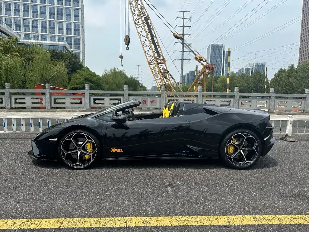 Lamborghini Huracan — фото 6
