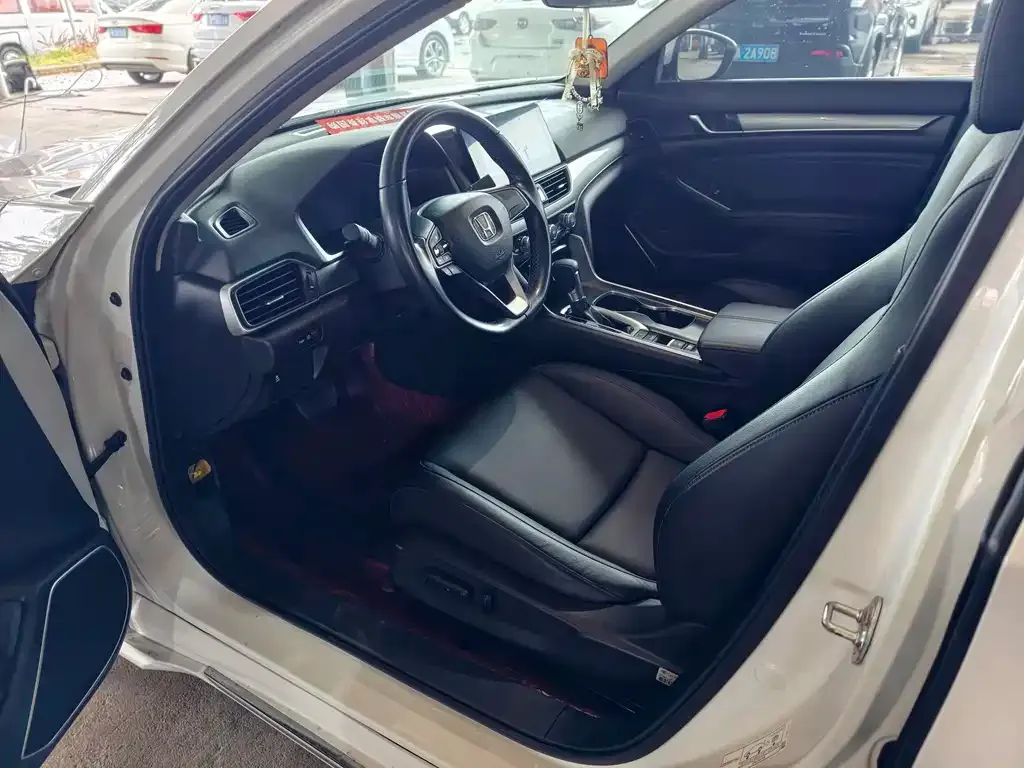 Honda Accord 2022 из CN, фото 9