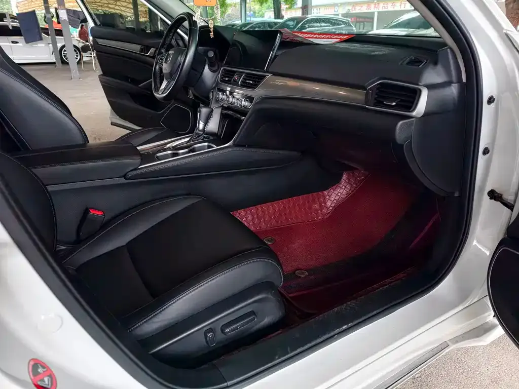 Honda Accord 2022 из CN, фото 2