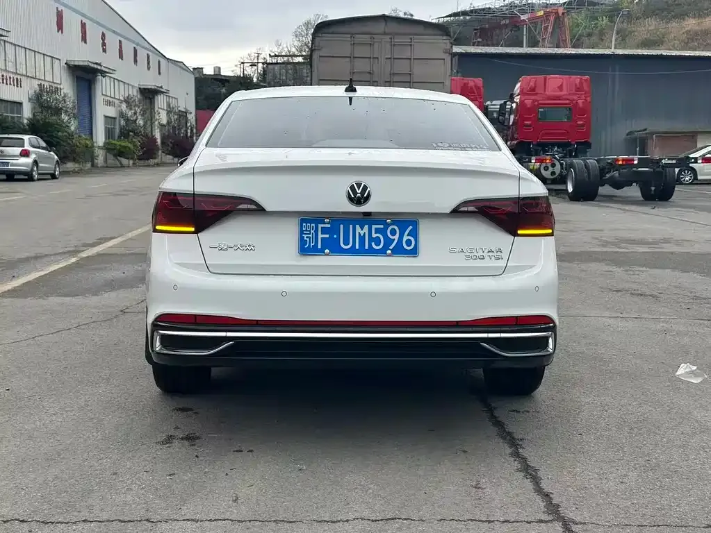 Volkswagen Sagitar 2023 из CN, фото 4