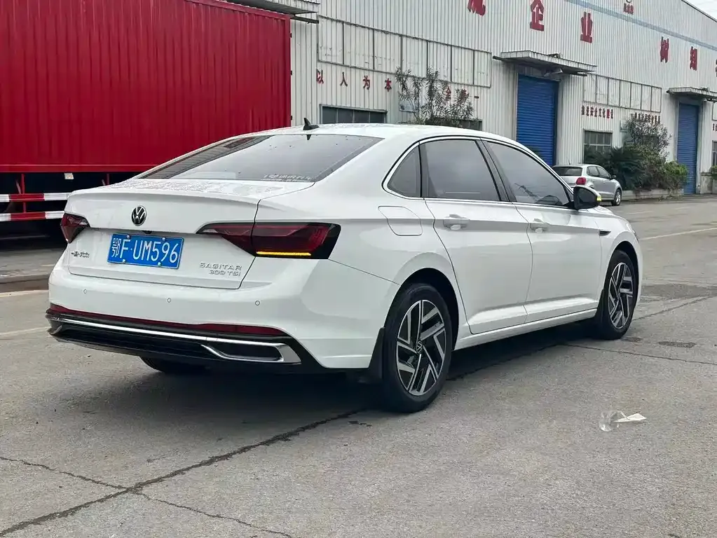 Volkswagen Sagitar 2023 из CN, фото 6