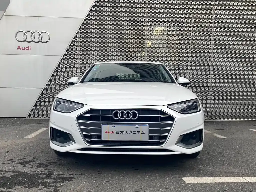 Audi A4L — фото 6