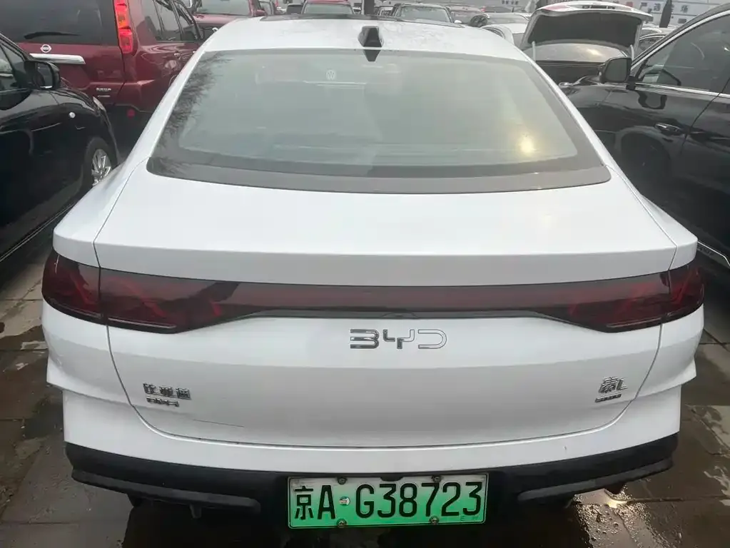 BYD Qin L — фото 3