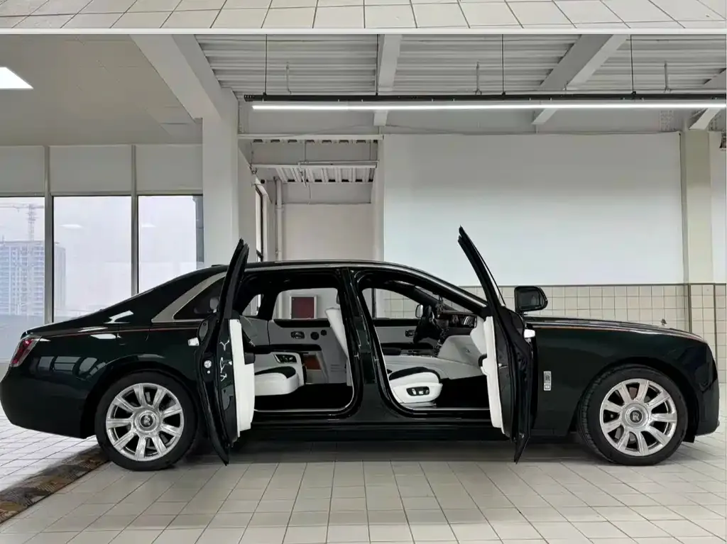 Rolls-Royce Ghost 2023 из CN, фото 6