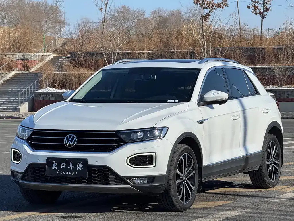 Volkswagen T-Roc 2023 из CN, фото 1