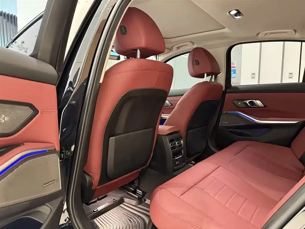 BMW 3 Series 2021 из CN, фото 5