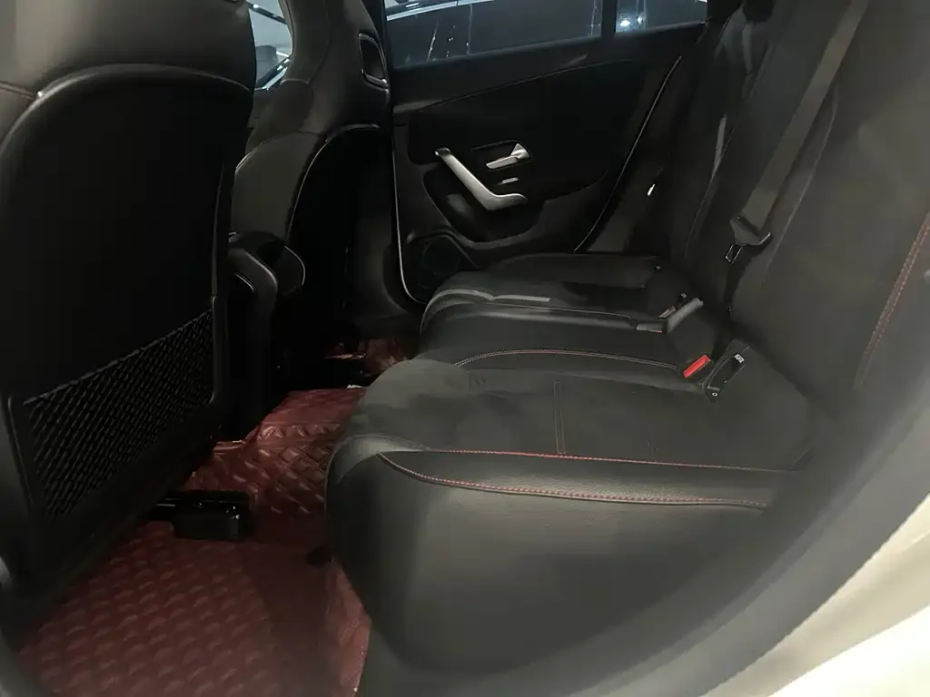 Mercedes-Benz CLA (Import) — фото 2