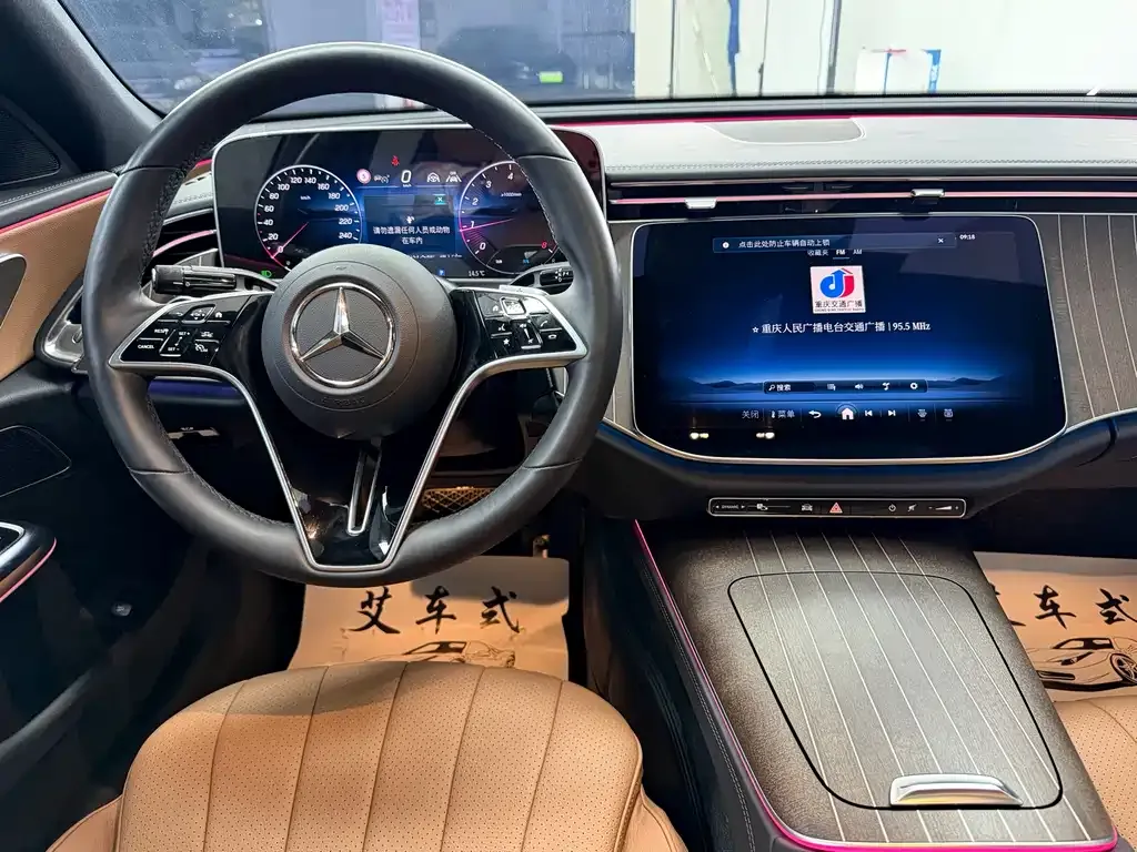 Mercedes-Benz E-Class — фото 10