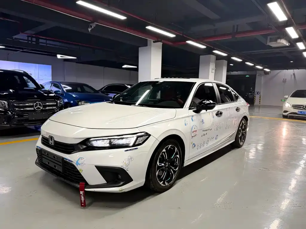 Honda Civic — фото 1
