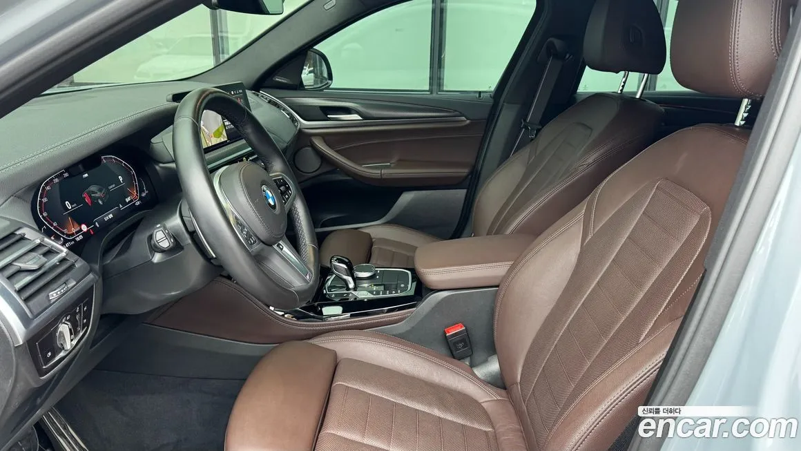 BMW X4 2023 из KR, фото 3