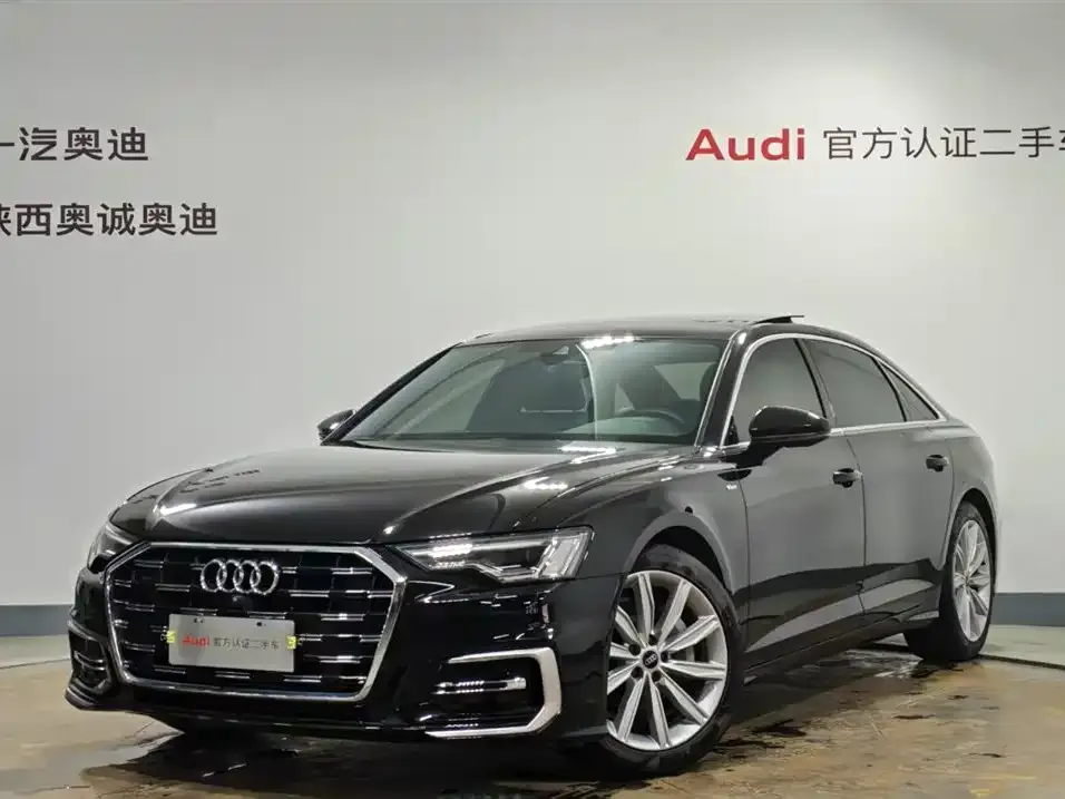 Audi A6L — фото 1