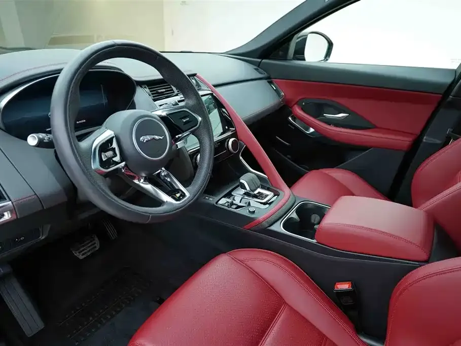 Jaguar E-PACE 2023 из CN, фото 7