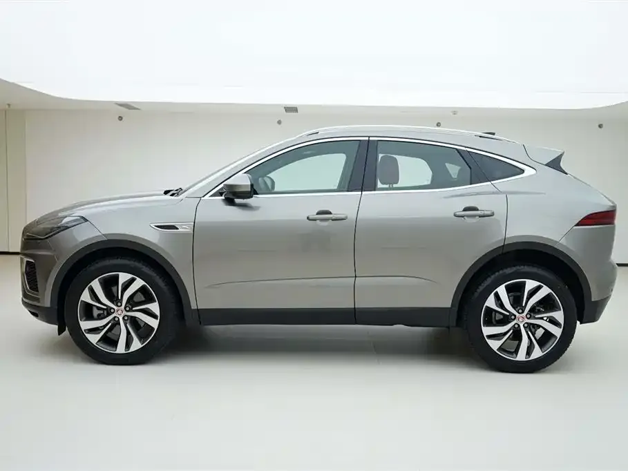 Jaguar E-PACE 2023 из CN, фото 10