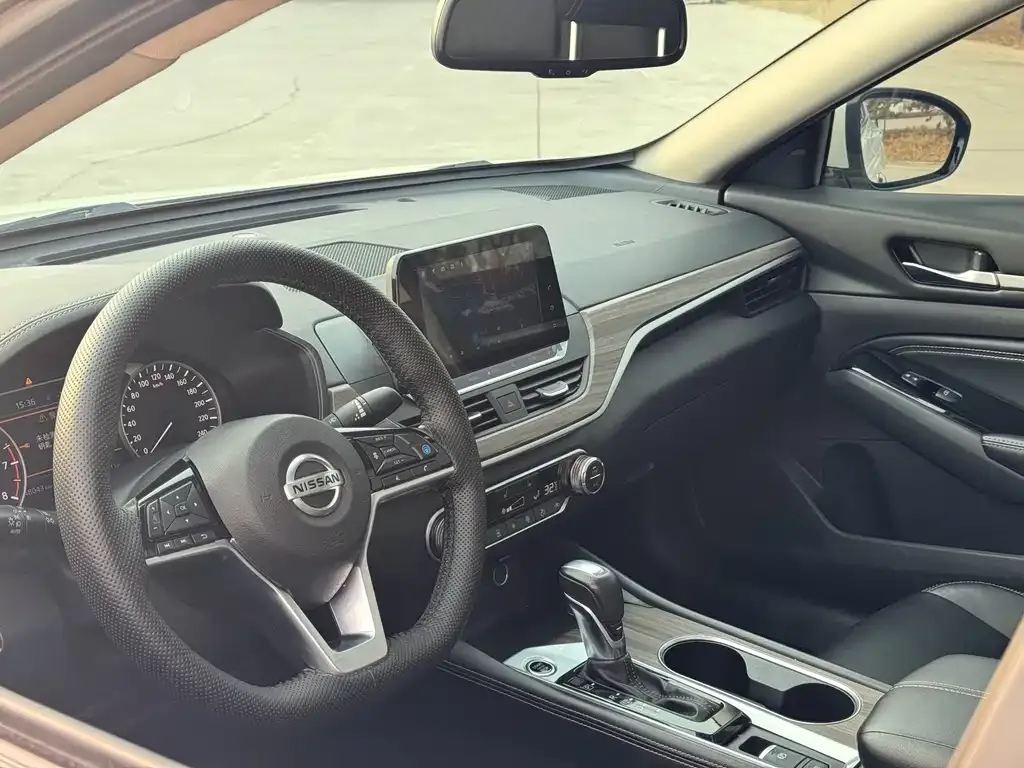 Nissan Teana 2021 из CN, фото 2