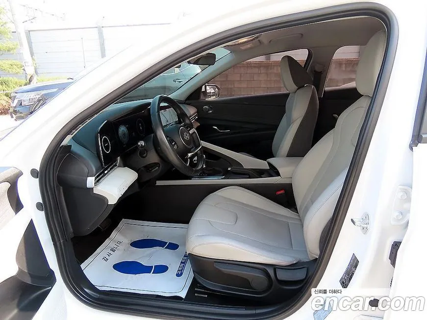 Hyundai AVANTE — фото 2