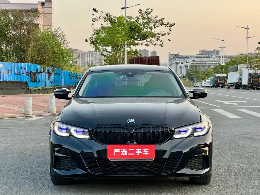 BMW 3 Series — фото 1