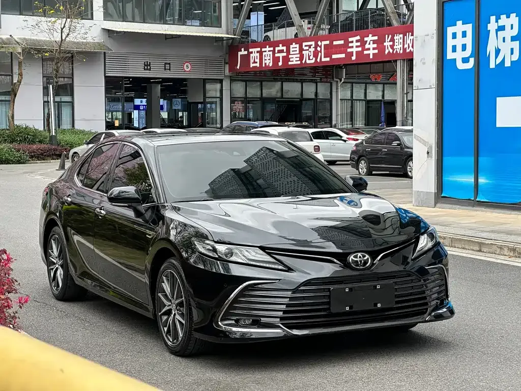 Toyota Camry 2022 из CN, фото 9