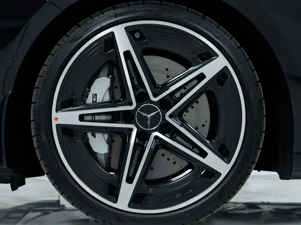Mercedes-Benz A-Class AMG — фото 4