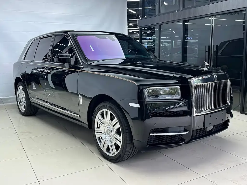 Rolls-Royce Cullinan 2024 из CN, фото 10