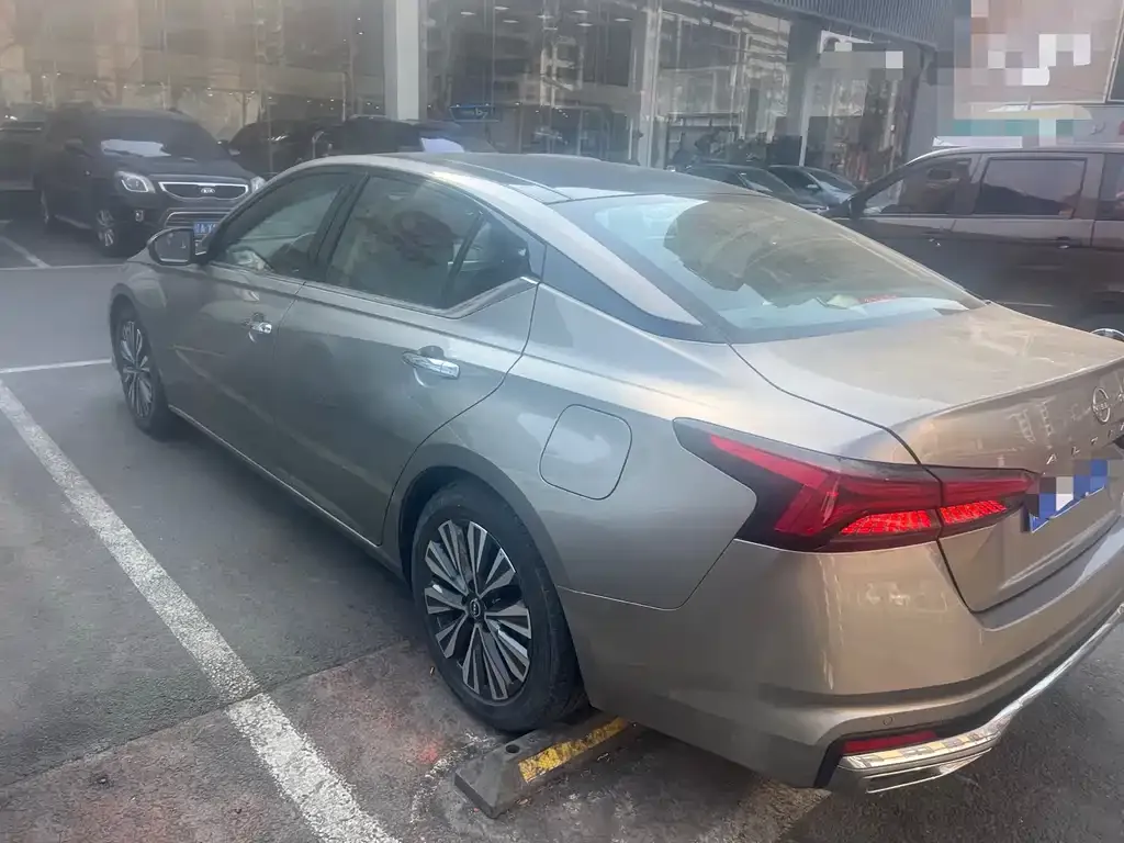 Nissan Teana 2022 из CN, фото 7