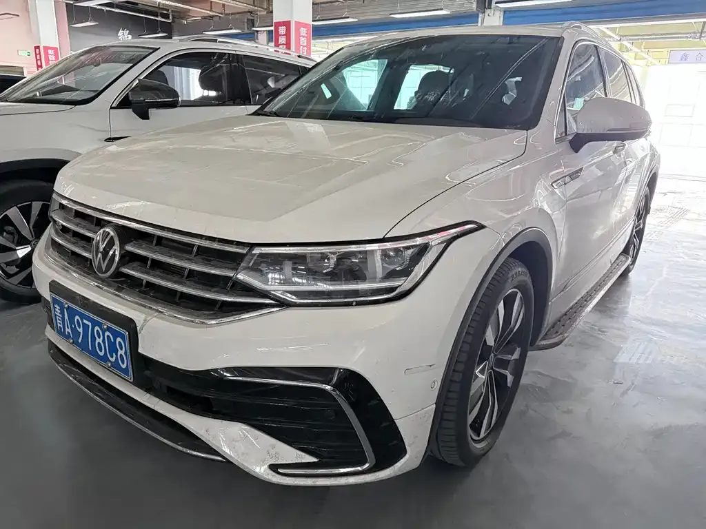 Volkswagen Tiguan L 2022 из CN, фото 1