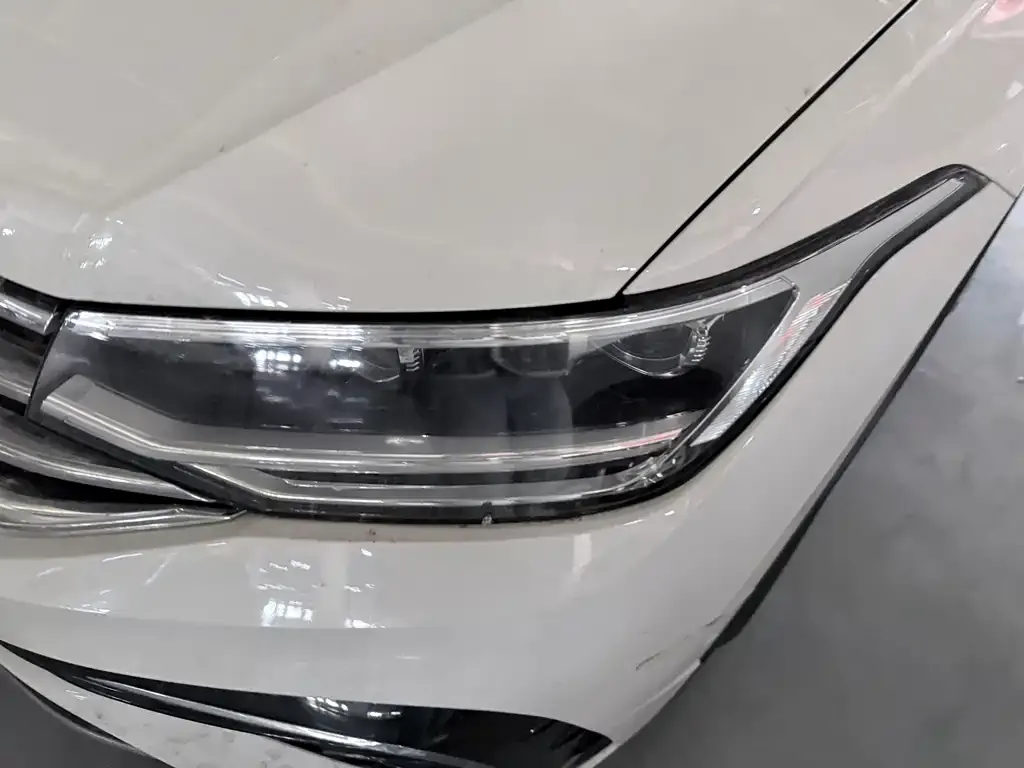 Volkswagen Tiguan L 2022 из CN, фото 6
