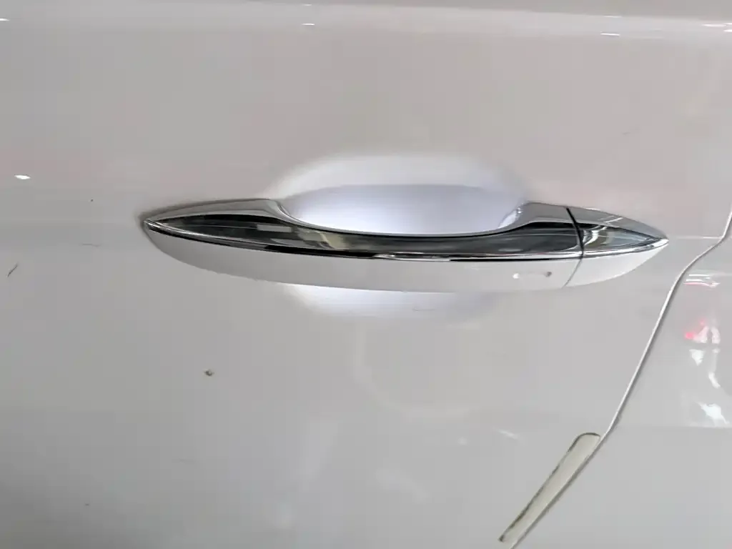 Volkswagen Tiguan L 2022 из CN, фото 2