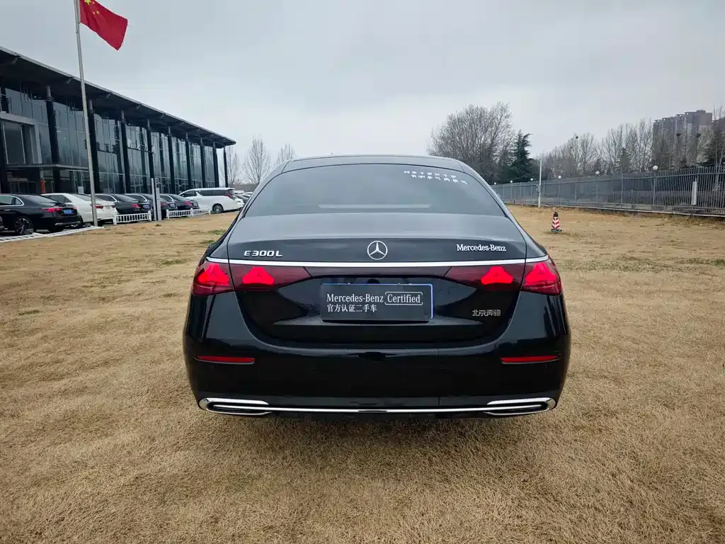 Mercedes-Benz E-Class 2025 из CN, фото 10