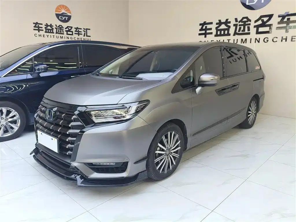 Honda Elysion 2022 из CN, фото 7