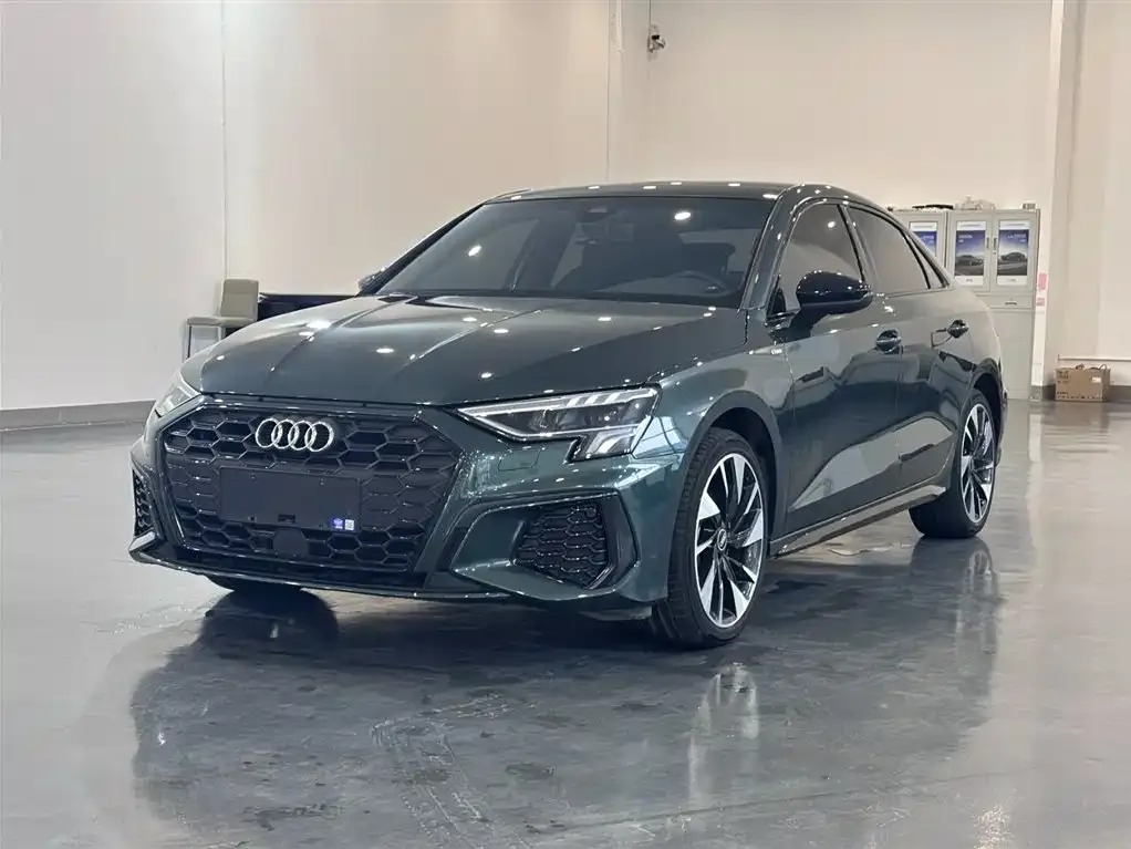 Audi A3 2022 из CN, фото 1