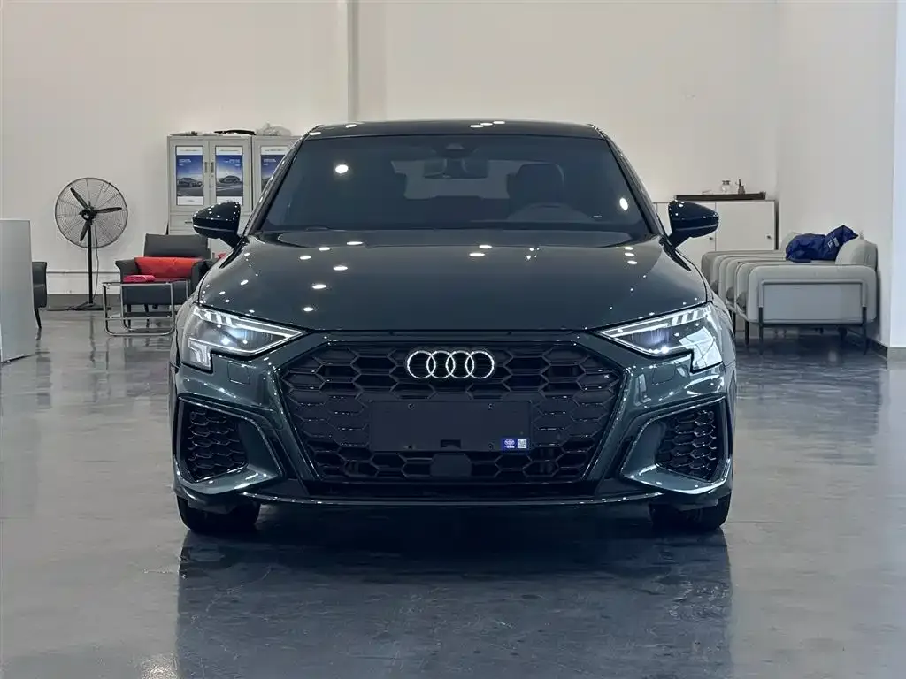 Audi A3 2022 из CN, фото 3