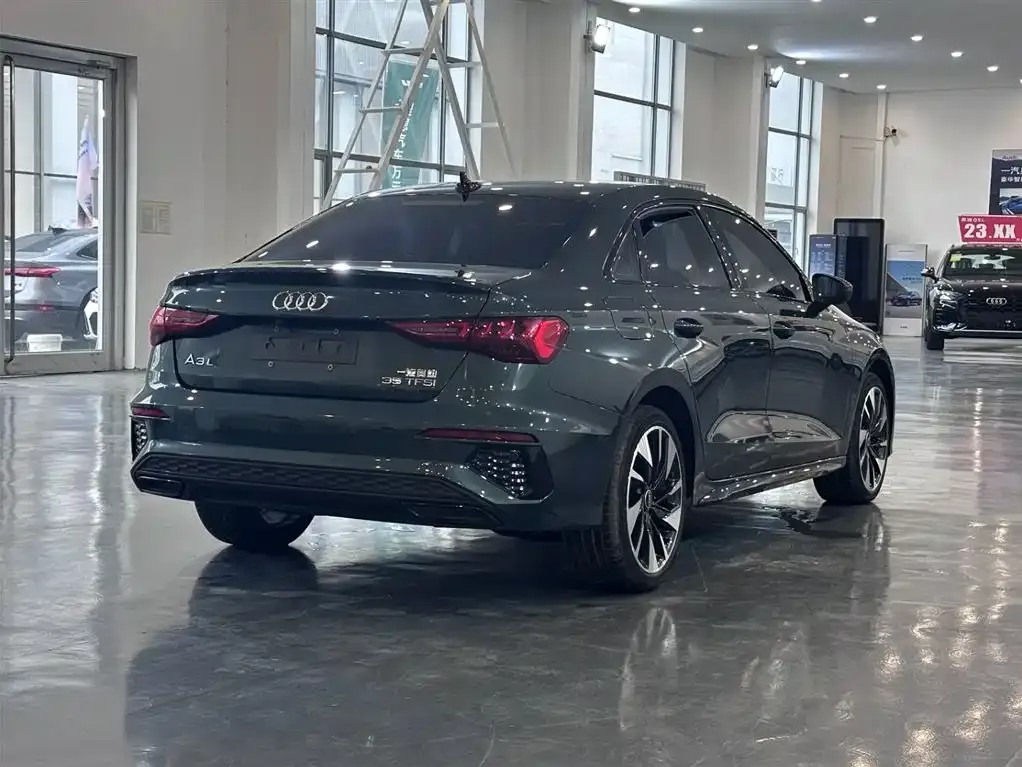 Audi A3 2022 из CN, фото 10