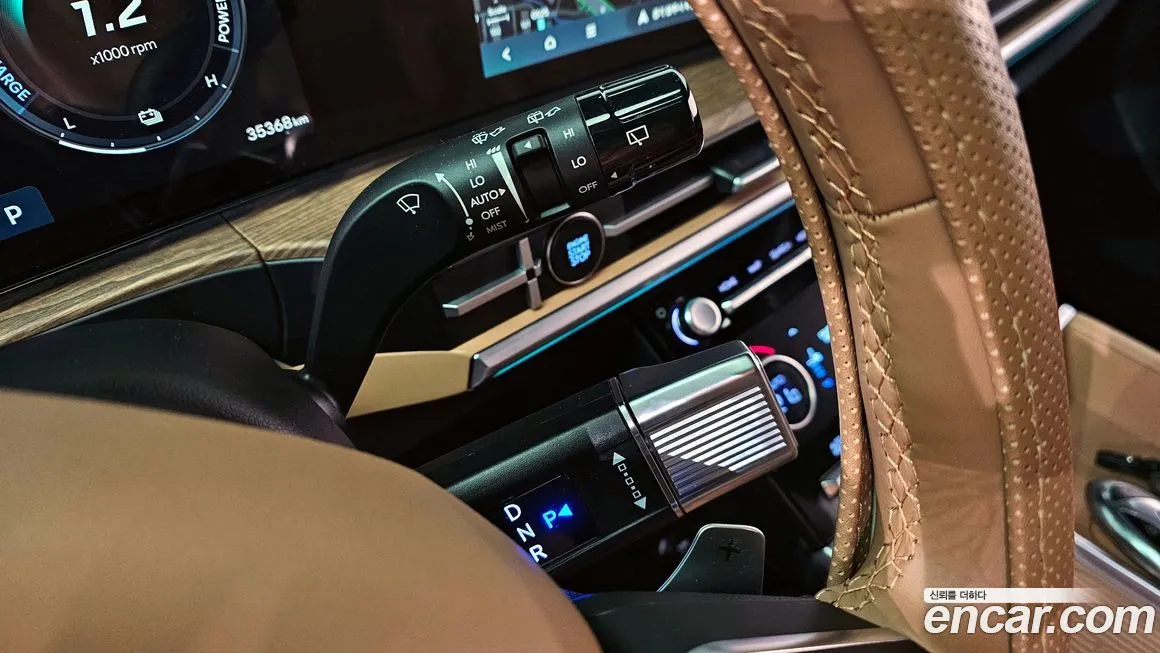 Hyundai Santafe — фото 8