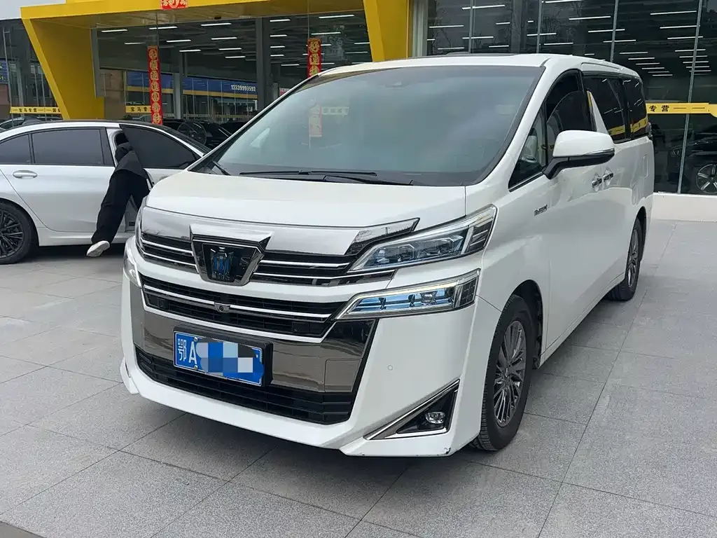 Toyota Vellfire 2021 из CN, фото 1