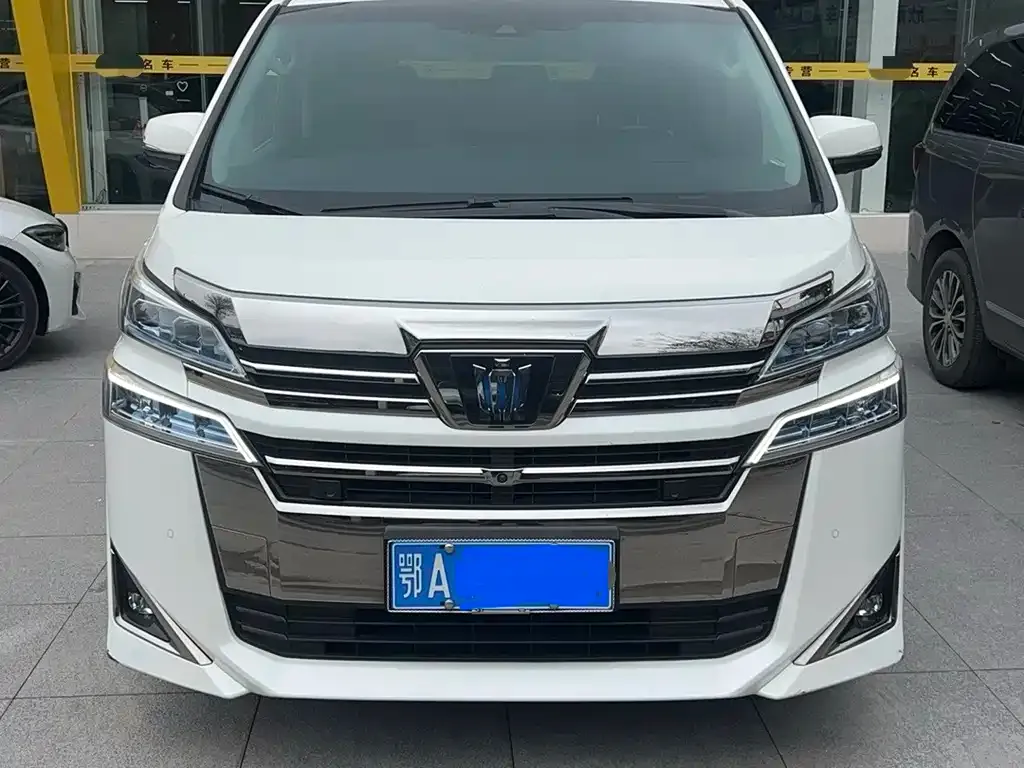 Toyota Vellfire 2021 из CN, фото 7
