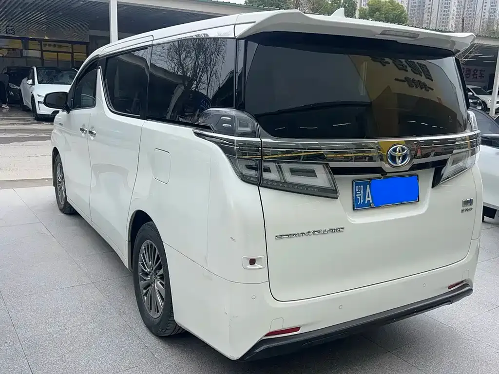 Toyota Vellfire 2021 из CN, фото 9