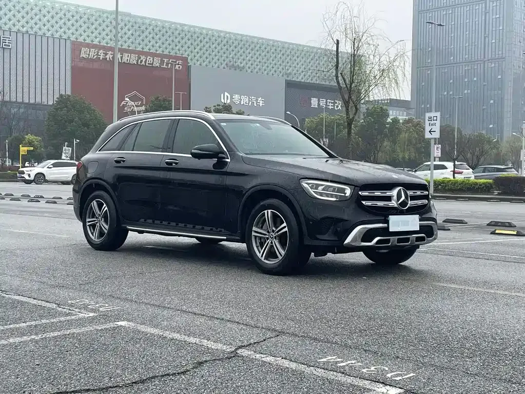 Mercedes-Benz GLC — фото 9