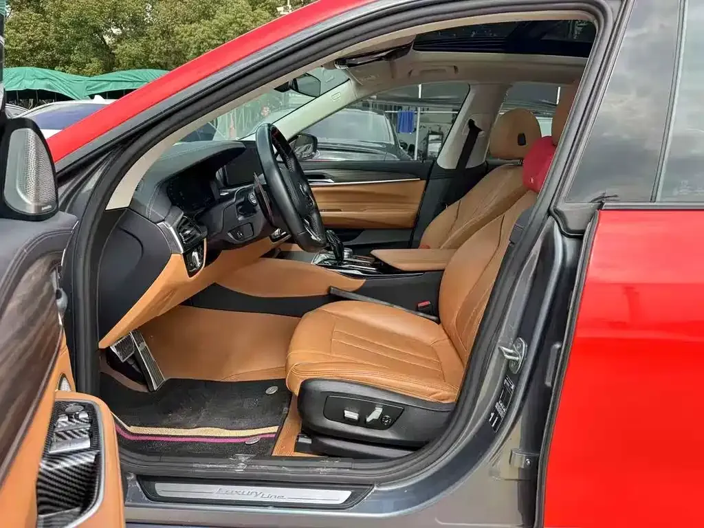 BMW 6 Series GT 2022 из CN, фото 2