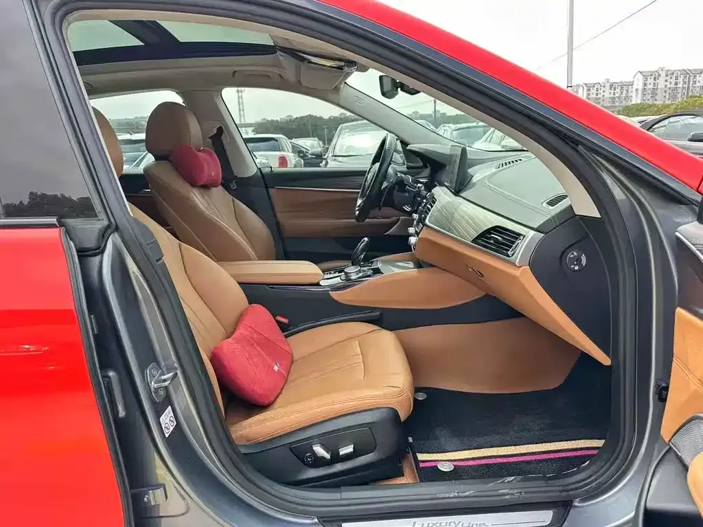 BMW 6 Series GT 2022 из CN, фото 6